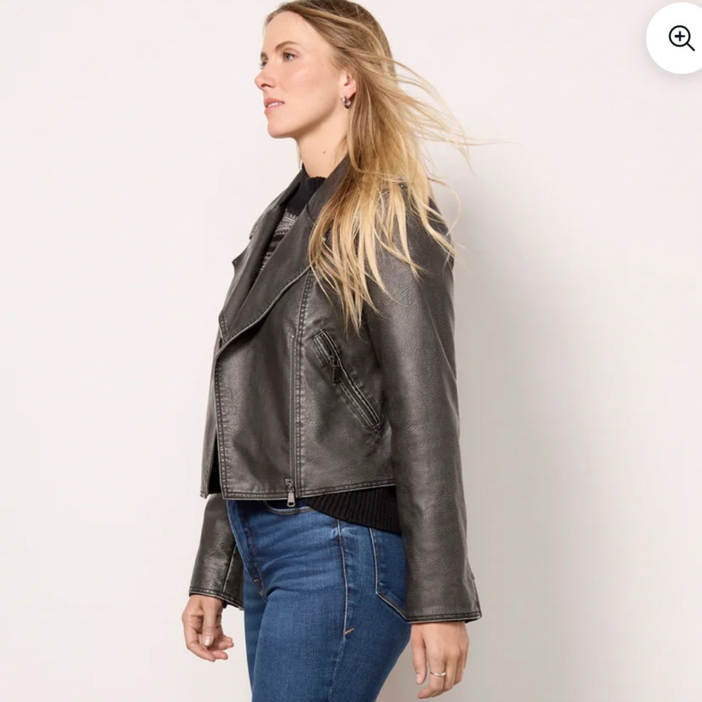 VEDA Distressed Moto Faux Leather Jacket NWT - Picture 5 of 14